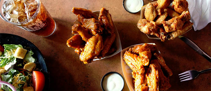 Best Bars for Wings in Denver